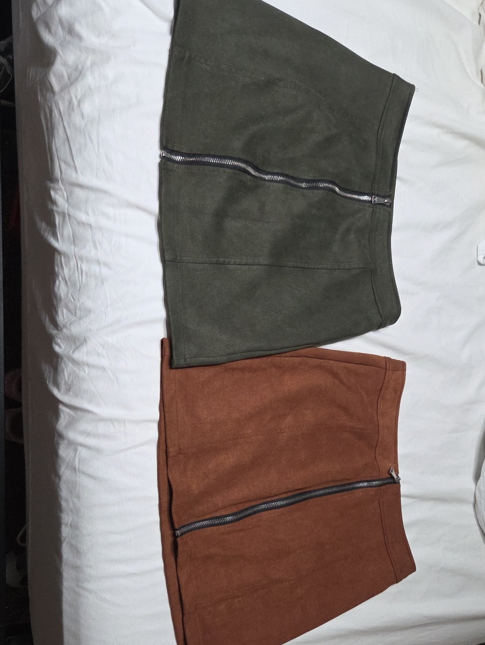 Women’s Olive and Brown Zip-Front Suede Mini Skirt